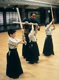 经济观察报：有关方面对国足洋帅年薪心理标准只有150万美元